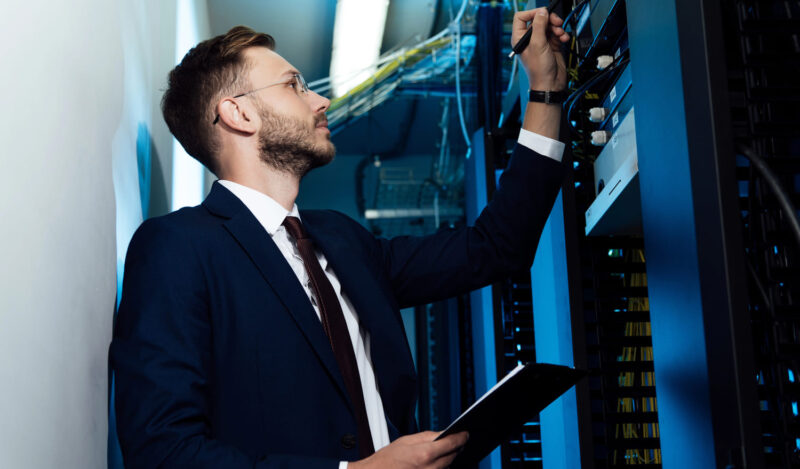 Manutenzione server aziendali: come garantire prestazioni e sicurezza nel tempo